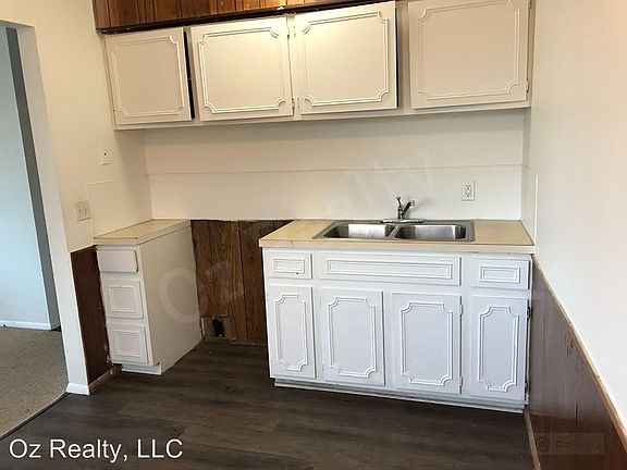 2nd image of 2555 Auburn Ave