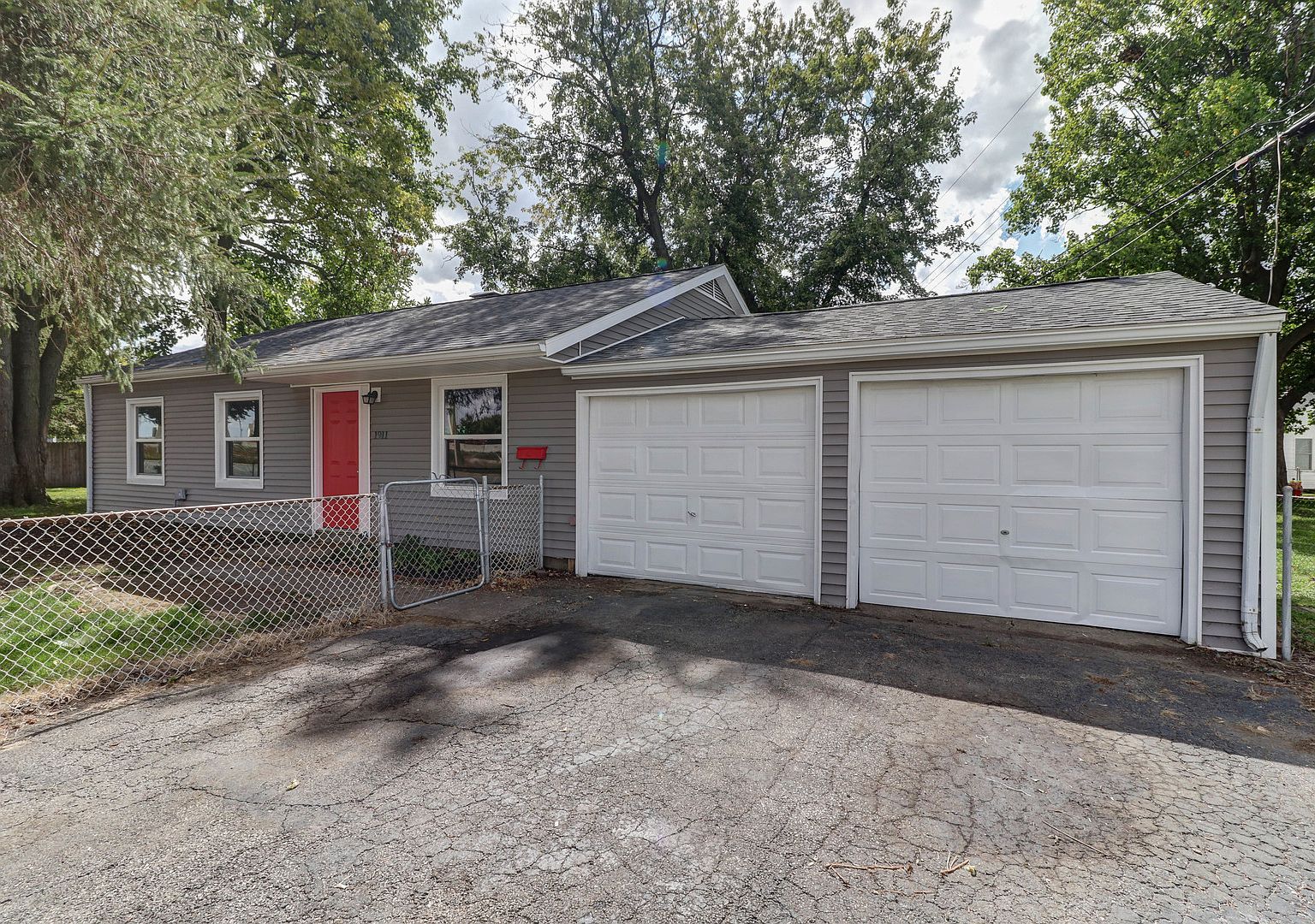 1911 Diana Ave, Champaign, IL 61821 MLS 11895250 Zillow