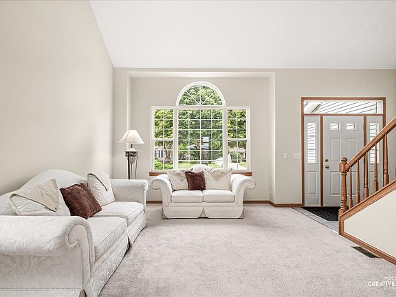 4th image of 2324 Snapdragon Rd