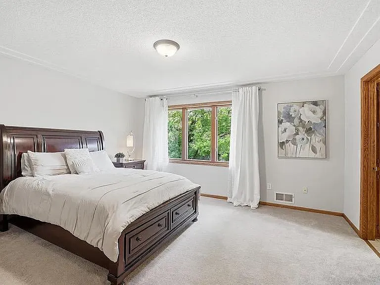 8761 Inverness Rd — Photo 3