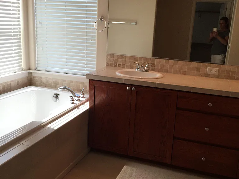Upper master Bath