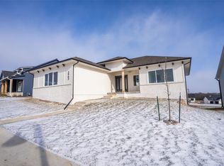 3963 Westgate Pkwy, Clive, IA 50325