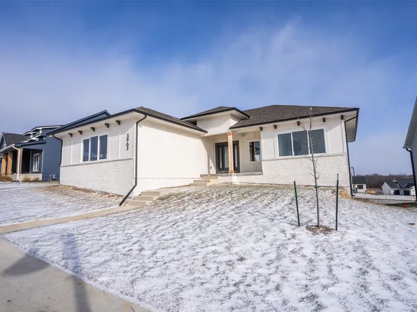 3963 Westgate Pkwy, Clive, IA 50325