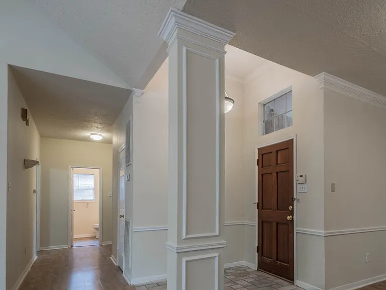 17030 Macleish Dr — Photo 9