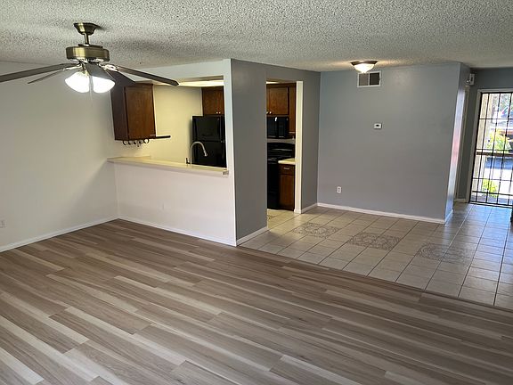 2nd image of 5989 Rancho Mission Rd Unit 204