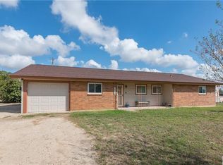 2860 Cordova Rd, Seguin, TX 78155