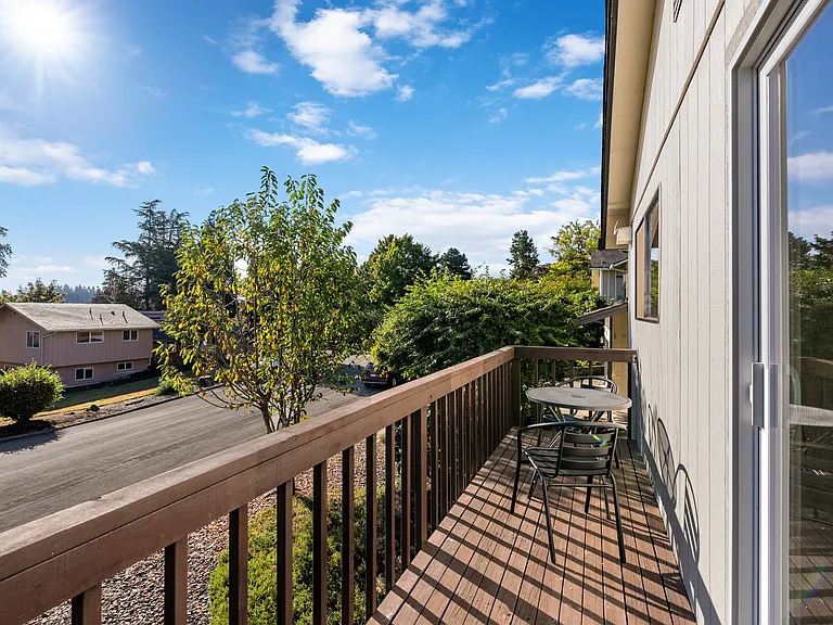 16016 NE 33rd Ave — Photo 41
