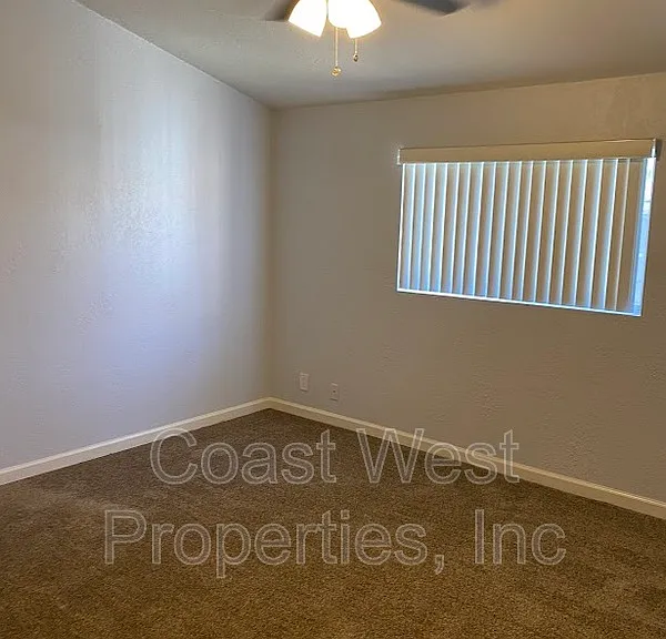 9161 Huntington Ave — Photo 15