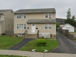 148 Woodfield Rd FLOOR 1, West Hempstead, NY 11552