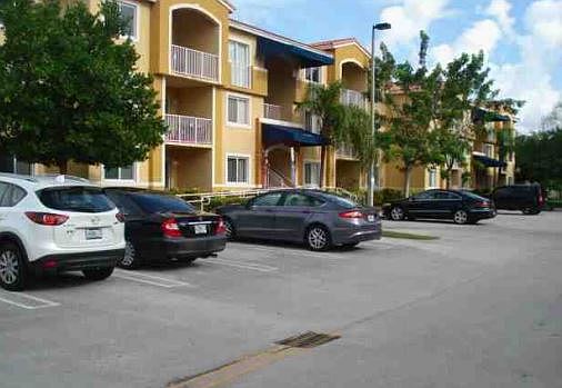 1st image of 20950 SW 87th Ave APT 303