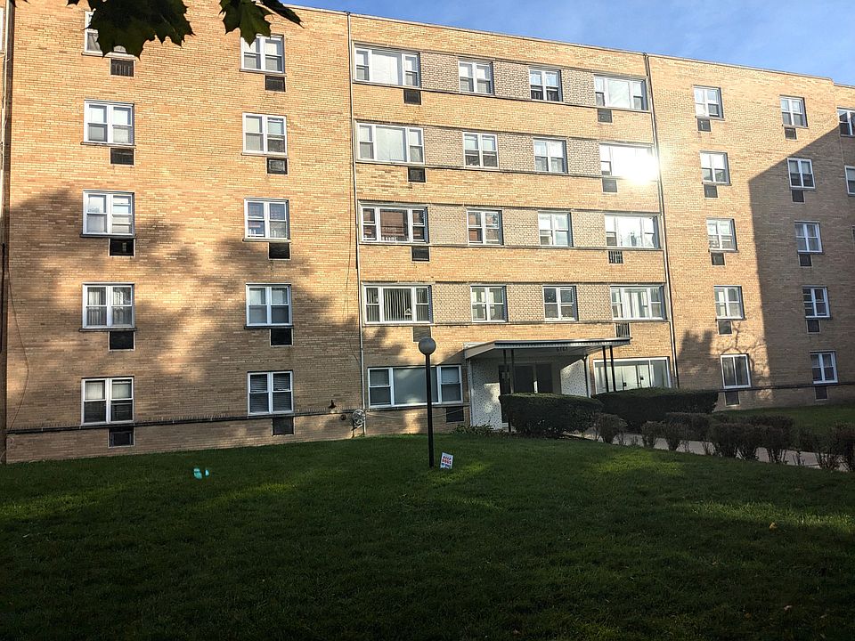 1st image of 6161 N Hoyne Ave #29