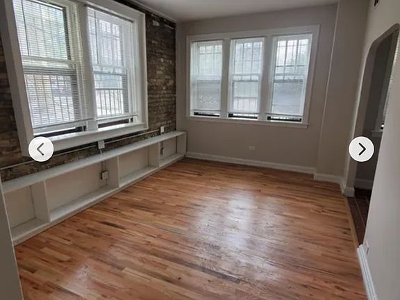 5th image of 2530 N Sacramento Ave #105