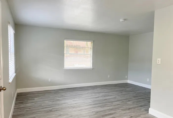 125 S Salisbury Ave #B4 — Photo 2