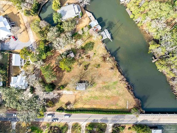 4th image of 14851 Dykes Dr