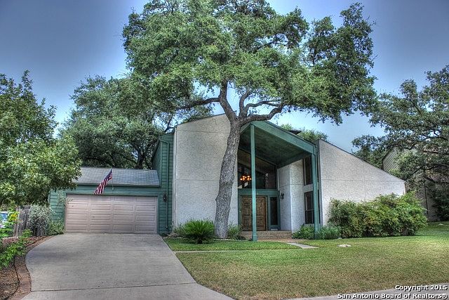 1st image of 15510 River Bend Dr