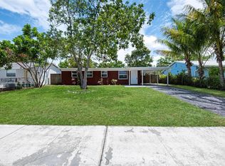 3818 Everglades Rd, Palm Beach Gardens, FL 33410