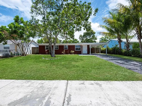 3818 Everglades Rd, Palm Beach Gardens, FL 33410