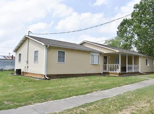 704 S Old Route 66, Litchfield, IL 62056