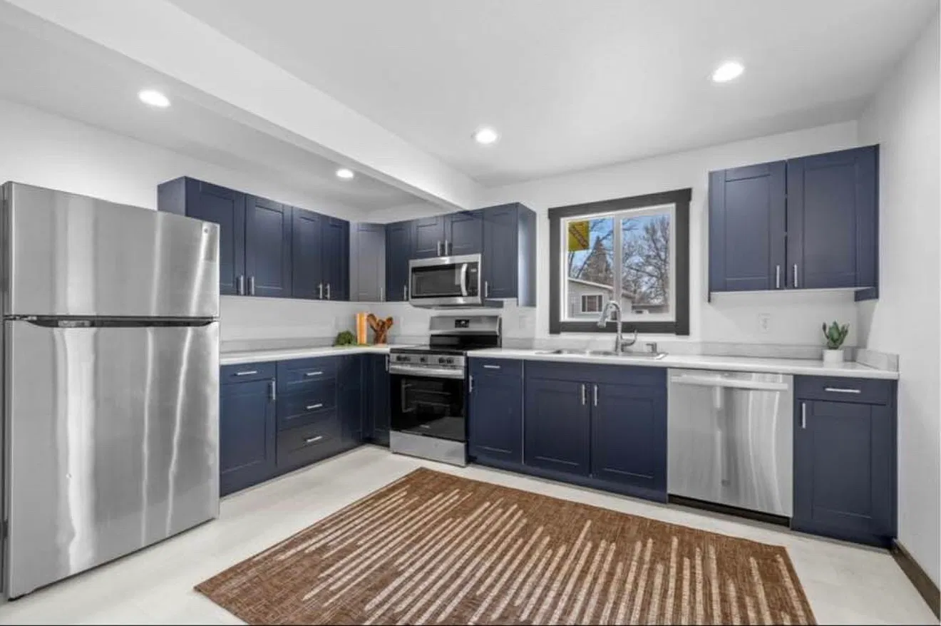 10th St NW, Minot — Photo 1