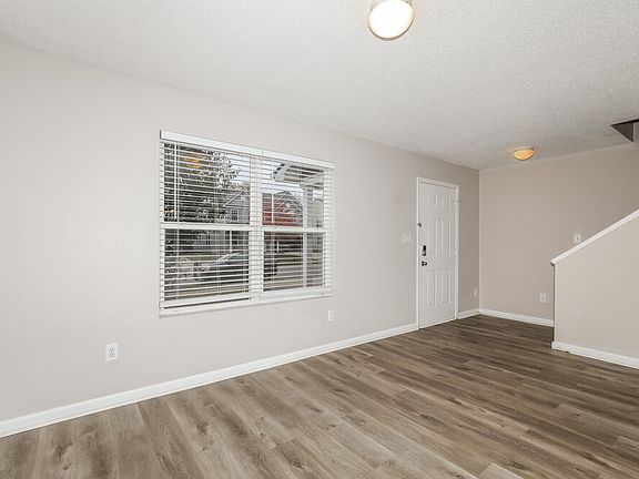 4th image of 11641 High Grass Dr