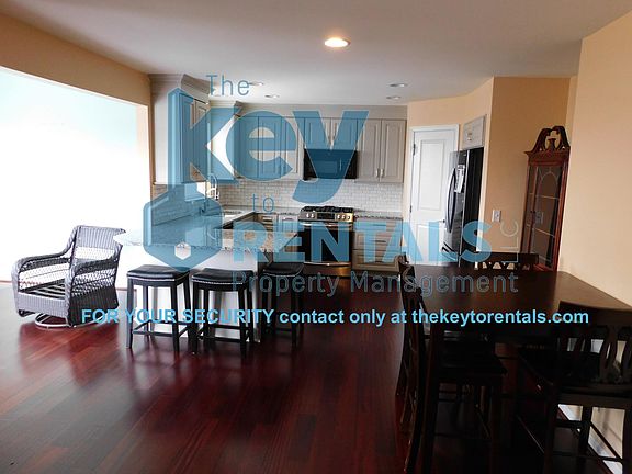 3rd image of 5930 Kennebec Ct