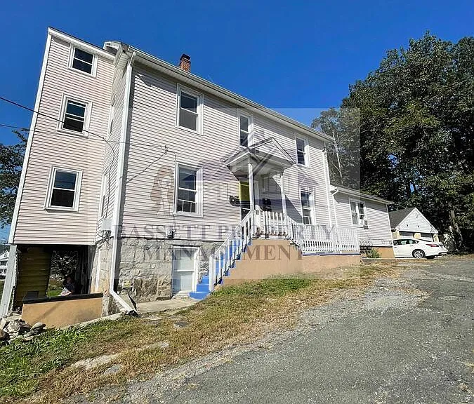 109 E Albert St #2 — Photo 23