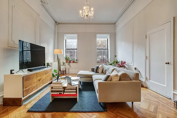 Rented by Twyford Real Estate | media 2