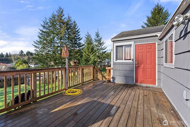 3rd image of 3306 Romane Road