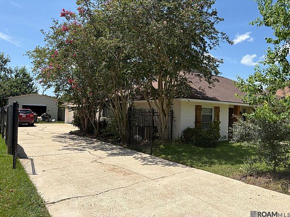 2nd image of 2316 Laurelwood Dr
