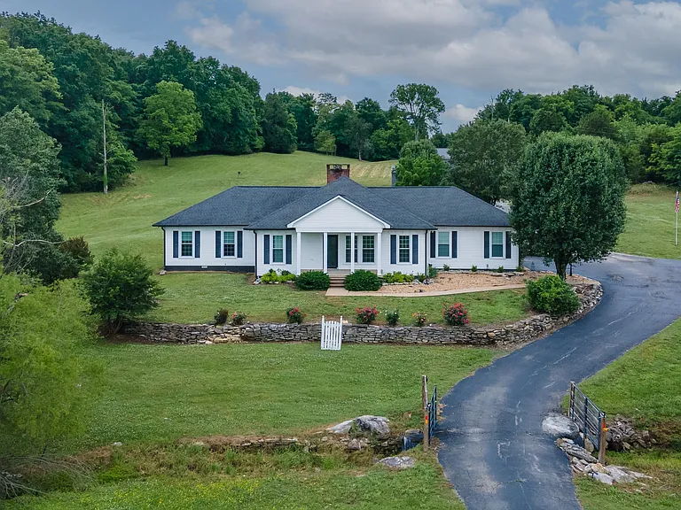 2541 Mooresville Hwy — Photo 2