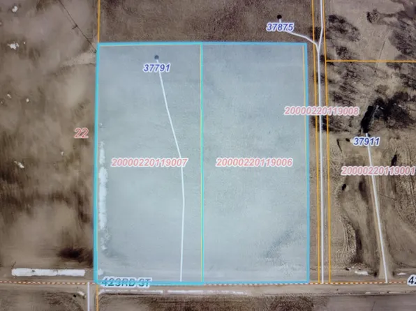 37791 423rd St, Dent, MN 56528