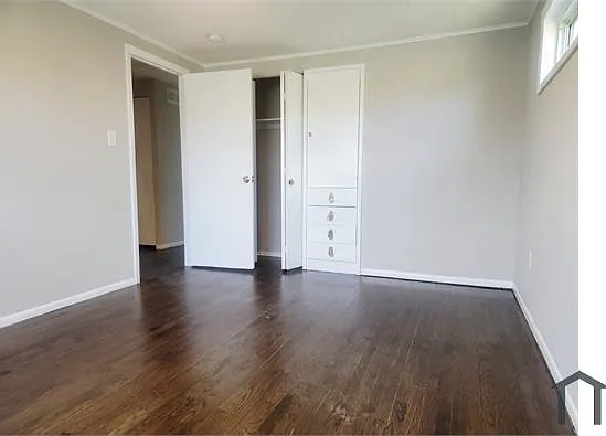 1008 Foxridge Ln — Photo 11
