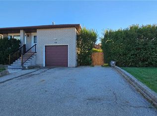 110 Abbot Dr, Hamilton, ON L8V 4W2