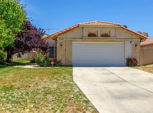 43820 5th St E, Lancaster, CA 93535