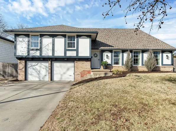 6916 E Stonegate St, Wichita, KS 67206
