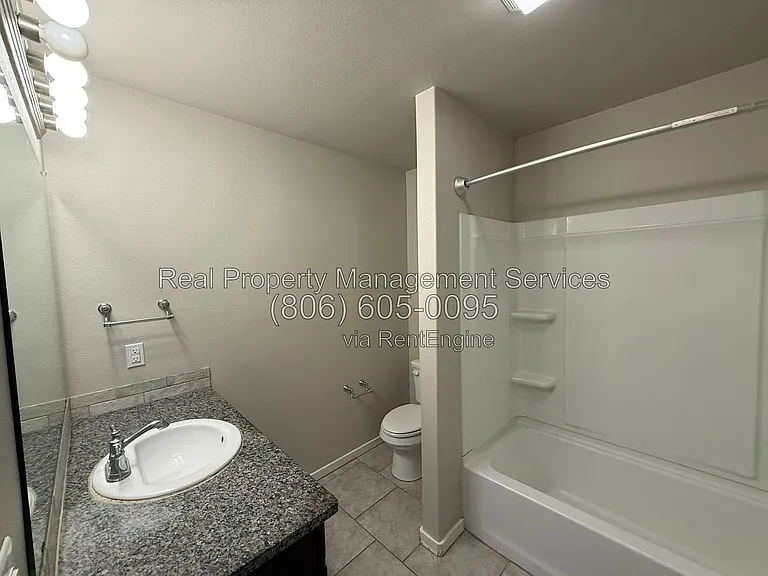 2709 Wausau Ave — Photo 8