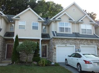 206 Maple Ct, Alburtis, PA 18011