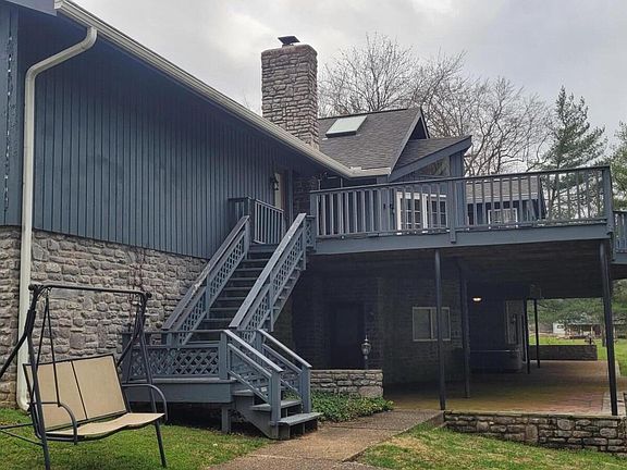 2nd image of 129 Sunset Lodge Rd