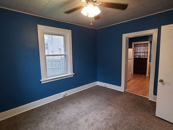 2nd image of 335 Larimer Ave Floor 1