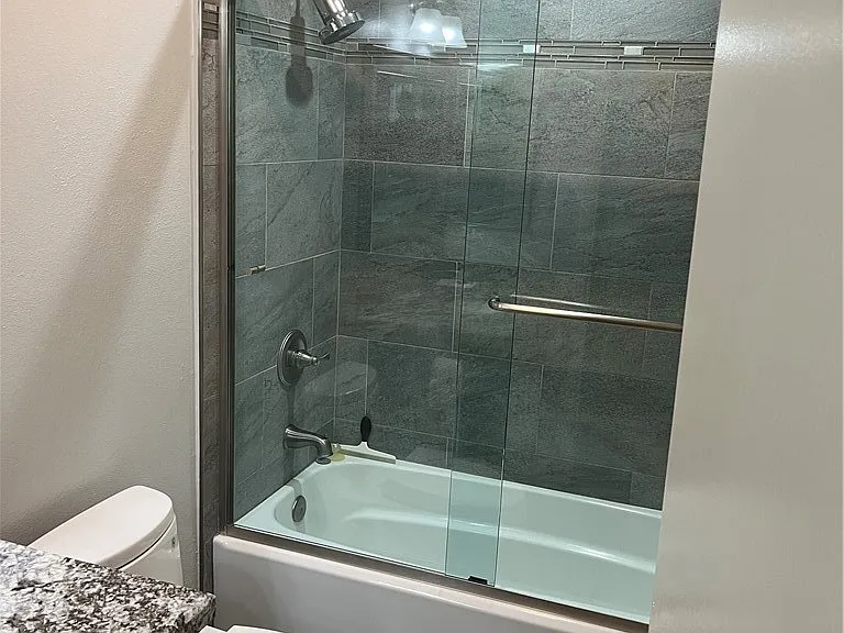 1063 Canyon Spring Ln — Photo 12
