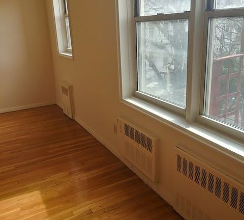 2nd image of 59 Gelston Ave APT 3L