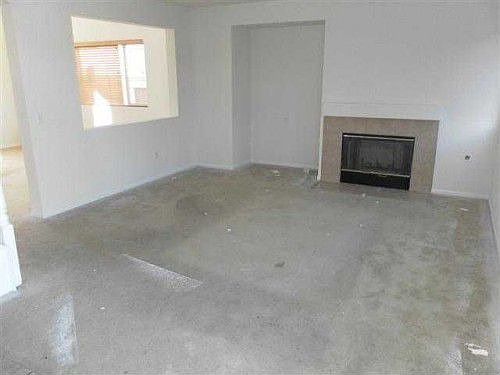 3rd image of 4786 Camberley Ct