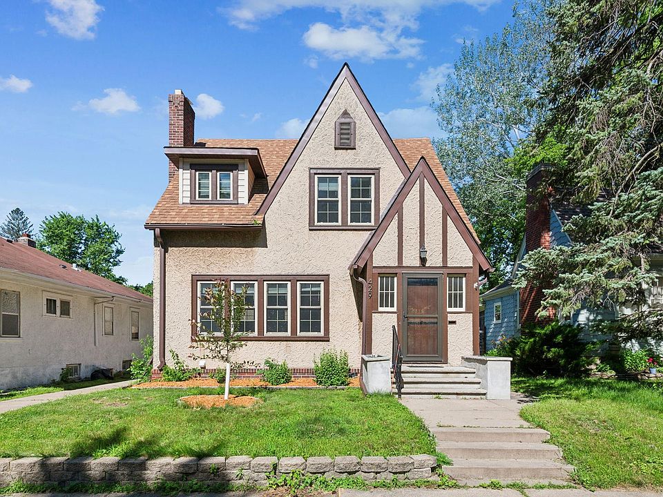 1st image of 429 Cretin Ave S