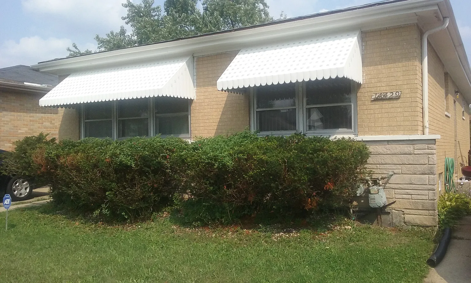 14429 Vail Ave photo 1