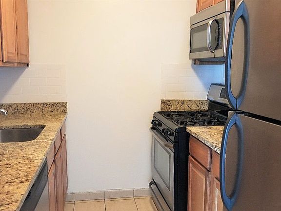 5th image of 1295 5th Ave APT 14B