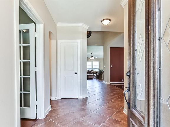 3rd image of 8227 Stratford Canyon Dr
