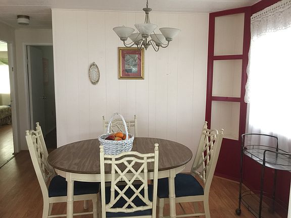 5th image of 416 Dakota Way