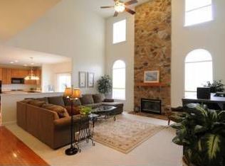 2282 Light Horse Harry Rd, Macungie, PA 18062