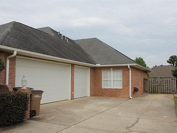 2nd image of 6031 Chapman Cir