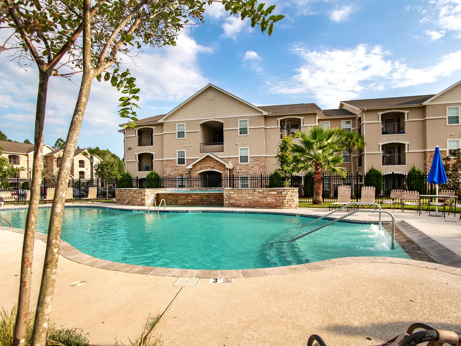 Village Place Apartments — Photo 3